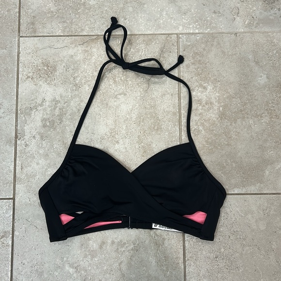 Victoria’s secret Pink wrap swim top - Picture 2 of 6